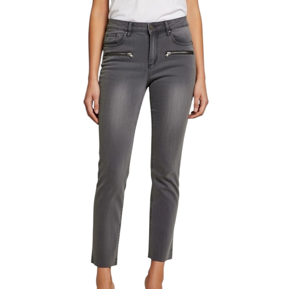 NANETTE LEPORE Faded Gray Wash Relaxed Fit Skinny Ankle Jeans